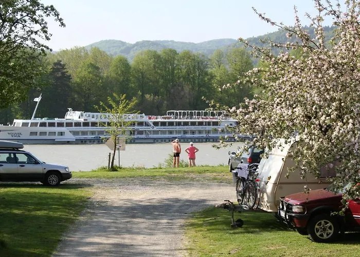 ゲストハウス Gasthof-camping Stumpfer Schönbühel an der Donau